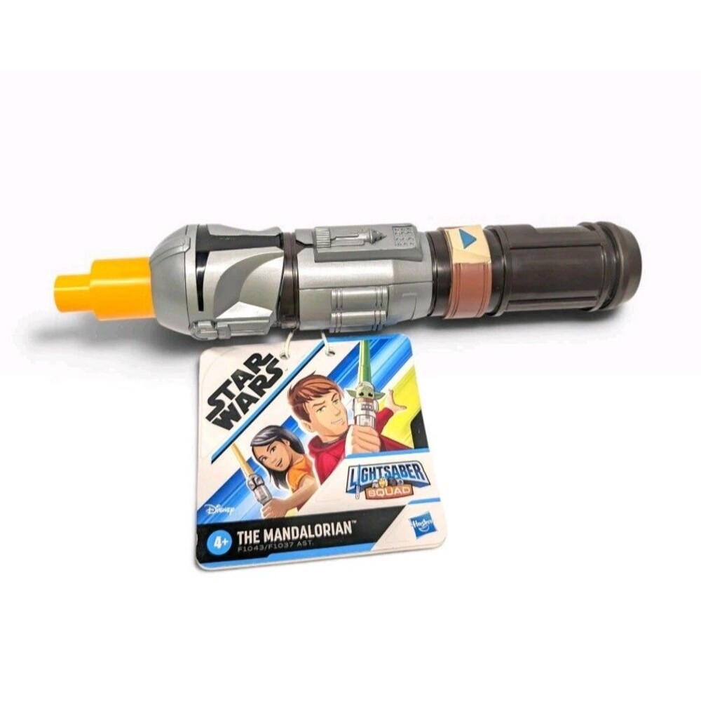 Hasbro Star Wars Lightsaber Squad The Mandalorian Extendable Blade Toy F1043 NWT